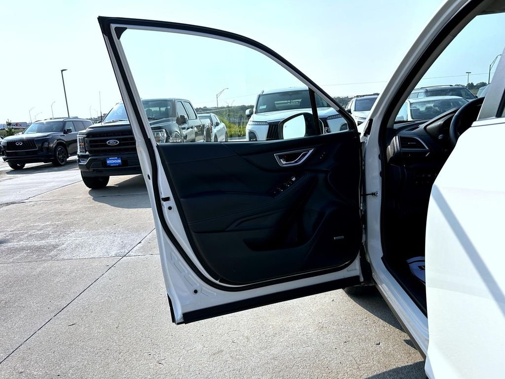 2021 Subaru Forester Touring - Photo 10