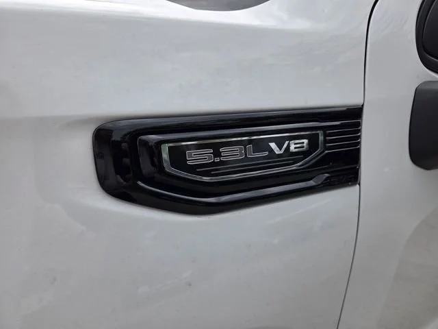 New 2026 Summit White GMC Elevation image 3