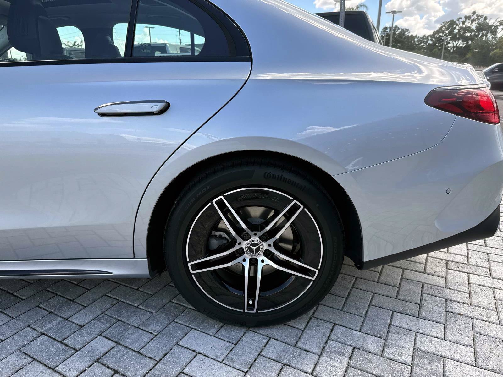 New 2027 Silver Metallic Mercedes-Benz E 350 RWD Sedan image 10