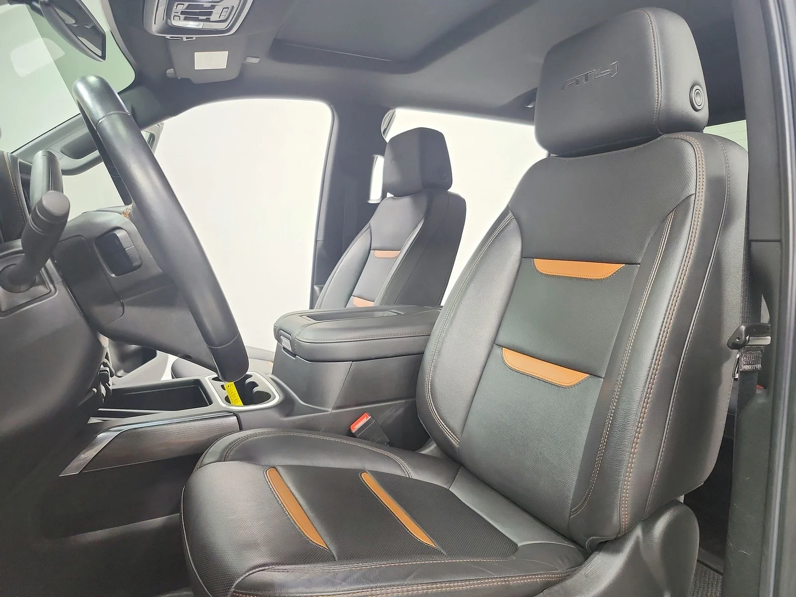 Used 2022  GMC AT4 image 19