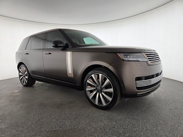 New 2026 Tourmaline Brown in Satin finish Land Rover SV image 16