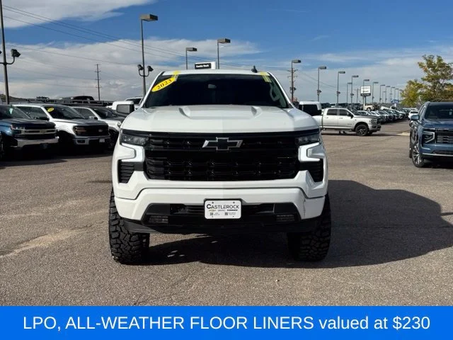 Used 2023 SUMMIT WHITE Chevrolet RST image 10