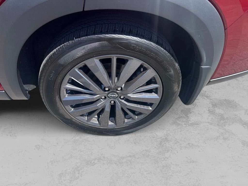 Used 2023 Red Nissan SL image 13