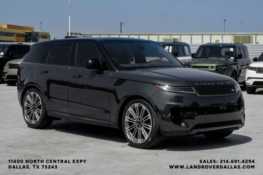 New 2026 Carpathian Gray Land Rover SE image 4