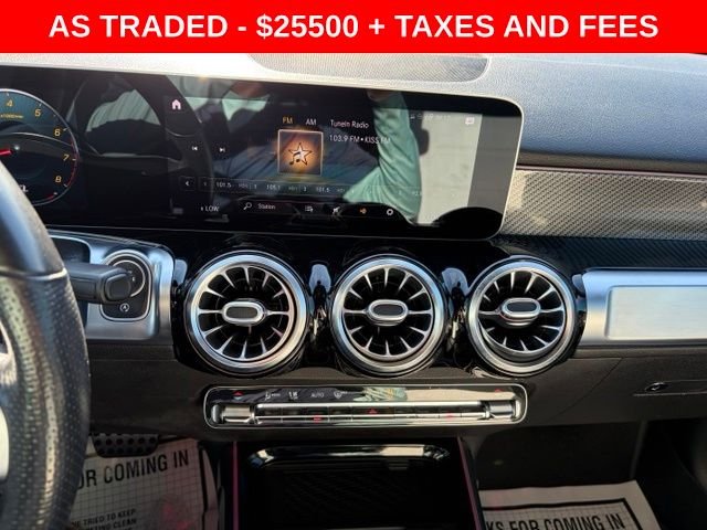 Used 2021 Silver Mercedes-Benz GLB 250 image 22