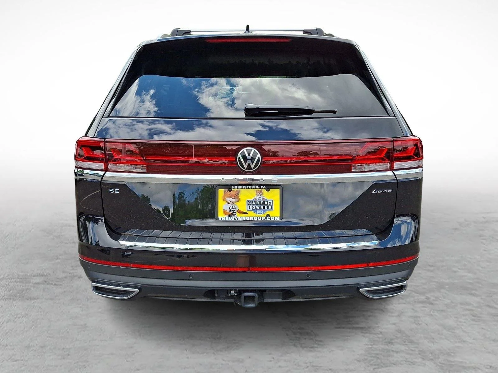Used 2026 Deep Black Pearl Volkswagen 2.0T SE w/Technology image 5