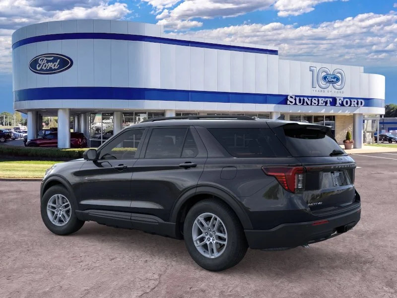 New 2026 Agate Black Metallic Ford Active™ image 4