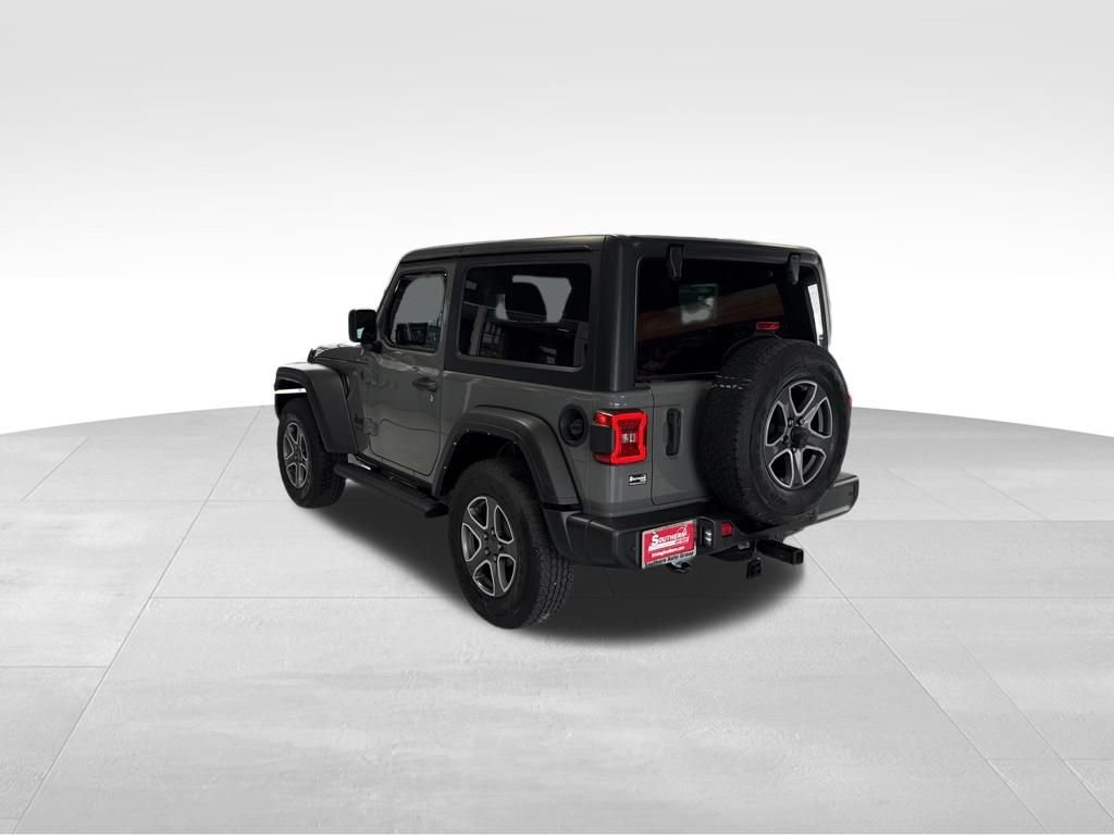 Used 2022 Gray Jeep Sport S image 3