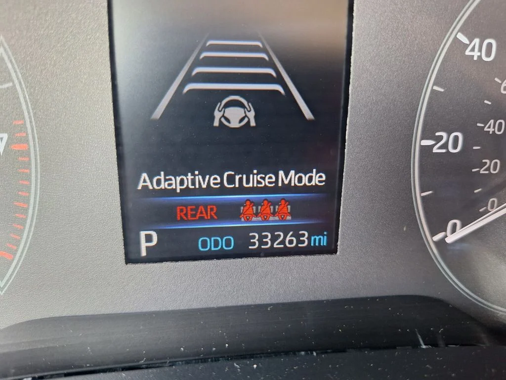 Used 2025  Toyota LE image 18