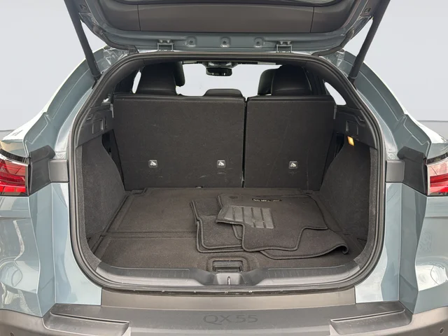 Used 2023 Gray INFINITI LUXE image 33