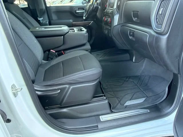 Used 2019 SUMMIT WHITE Chevrolet RST image 13