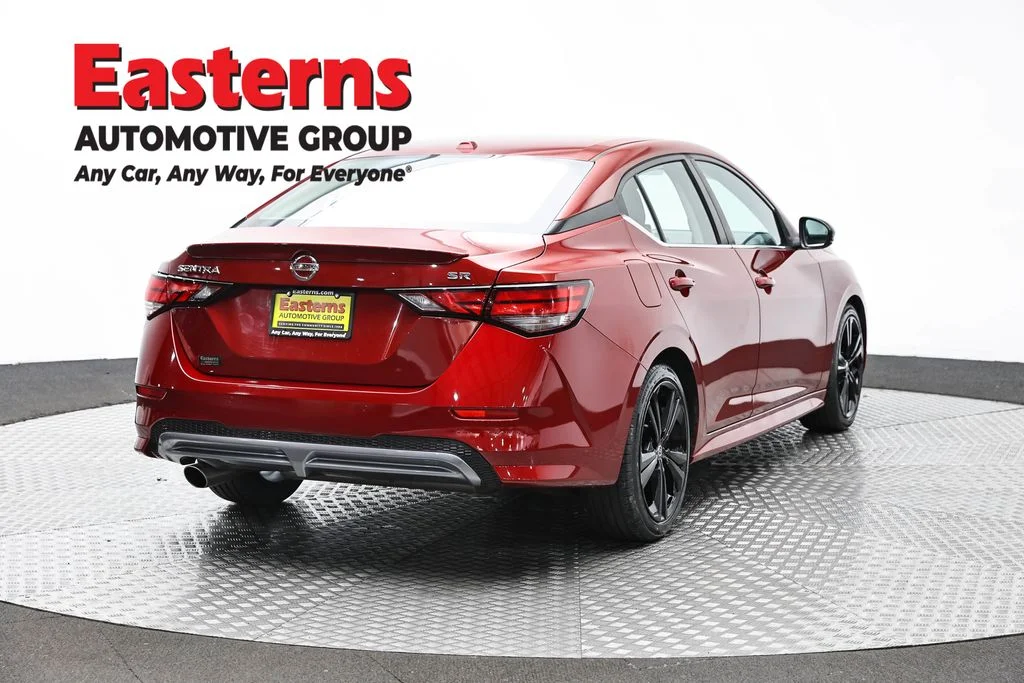 Used 2020 Red Nissan SR image 5