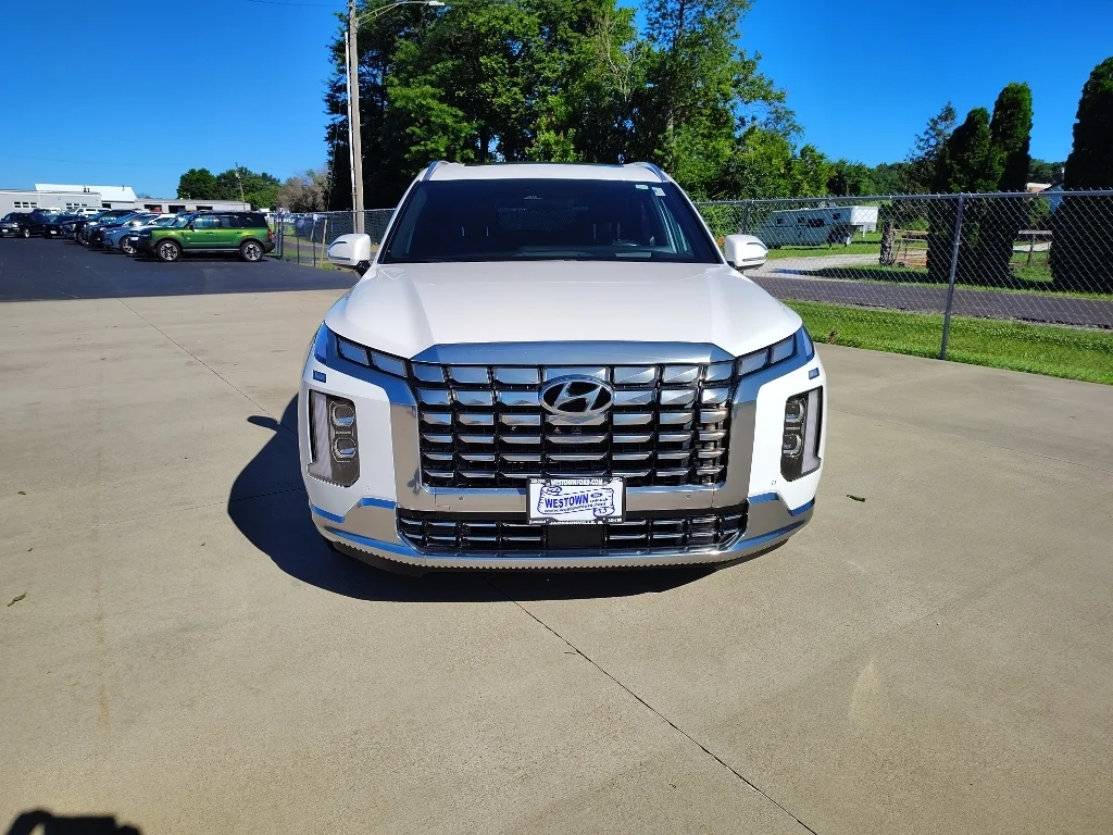 Used 2025 Hyper White Hyundai Calligraphy image 8