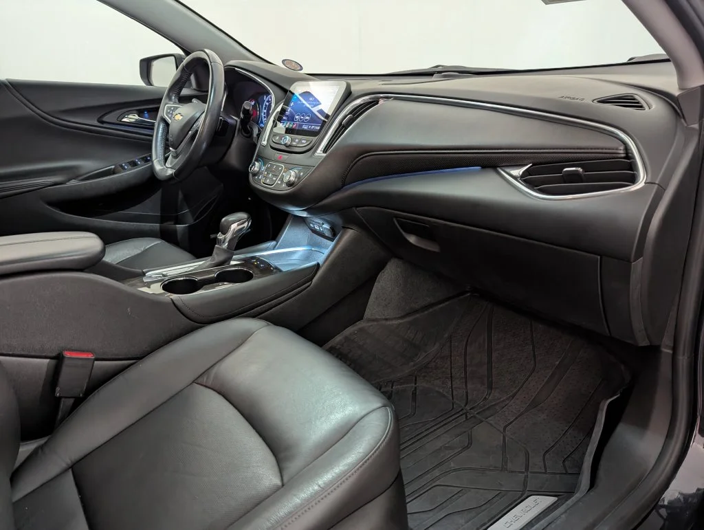 Used 2022 Gray Chevrolet Premier image 53