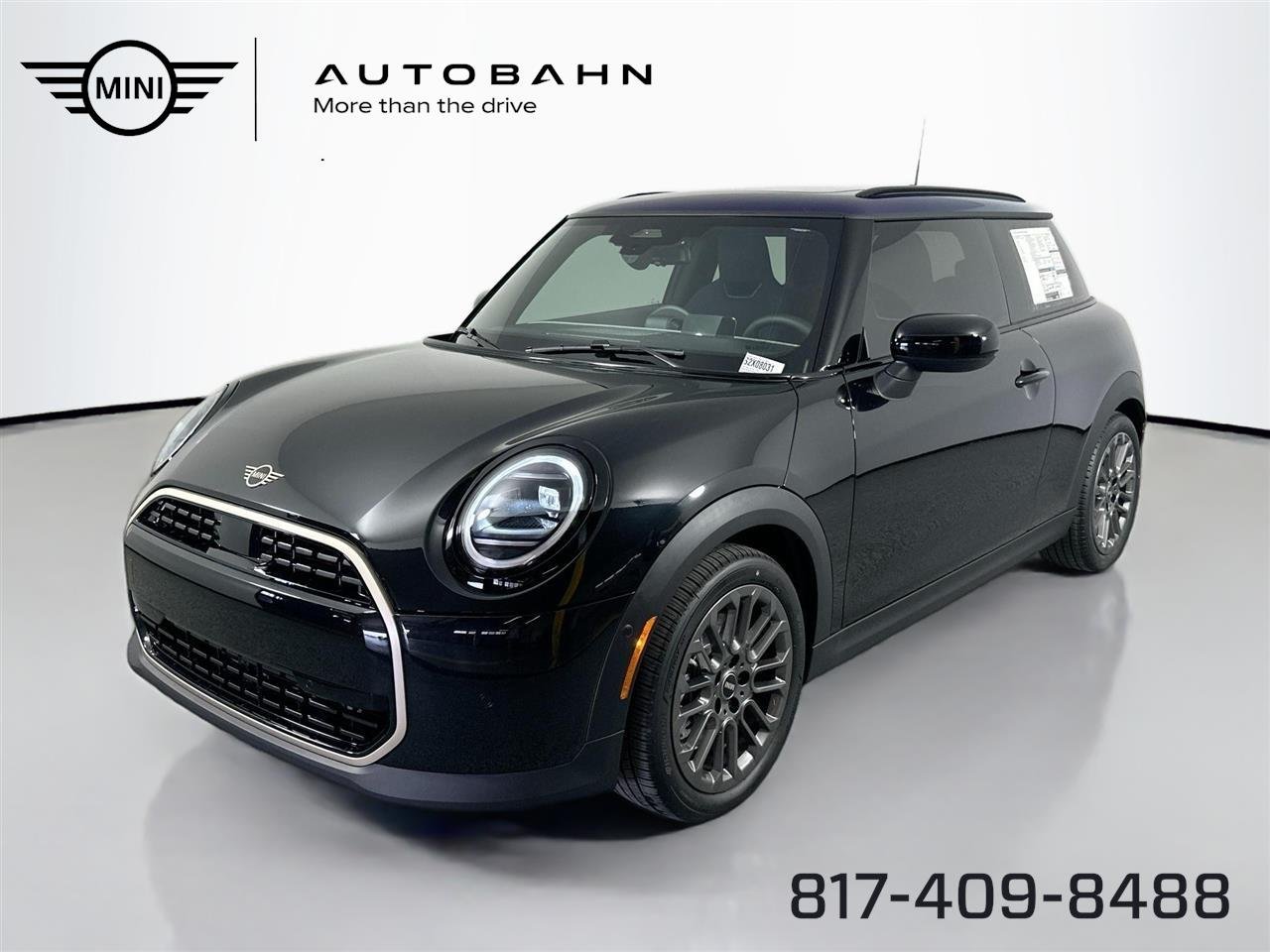 2025 MINI Hardtop Cooper's photo