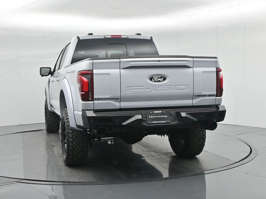 New 2025 Space White Metallic Ford Lariat image 31