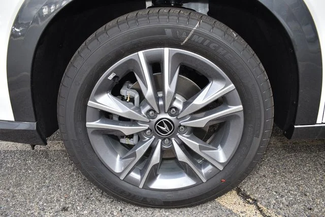 New 2026 Platinum White Pearl Acura Base image 9