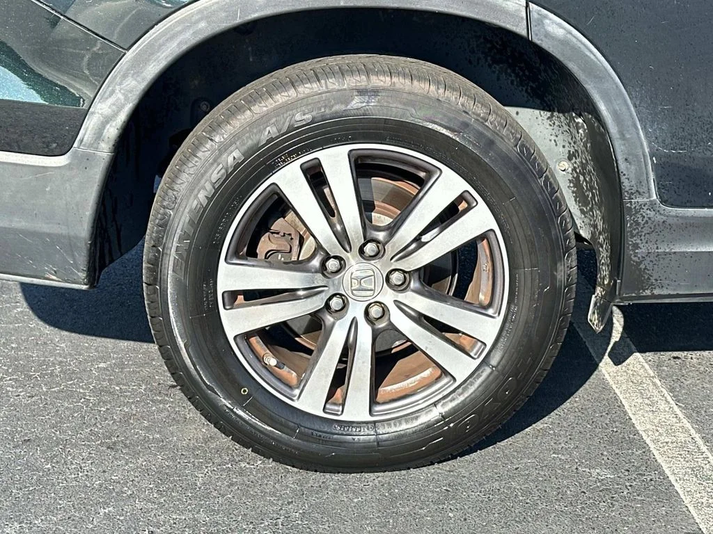 Used 2016  Honda EX-L image 9