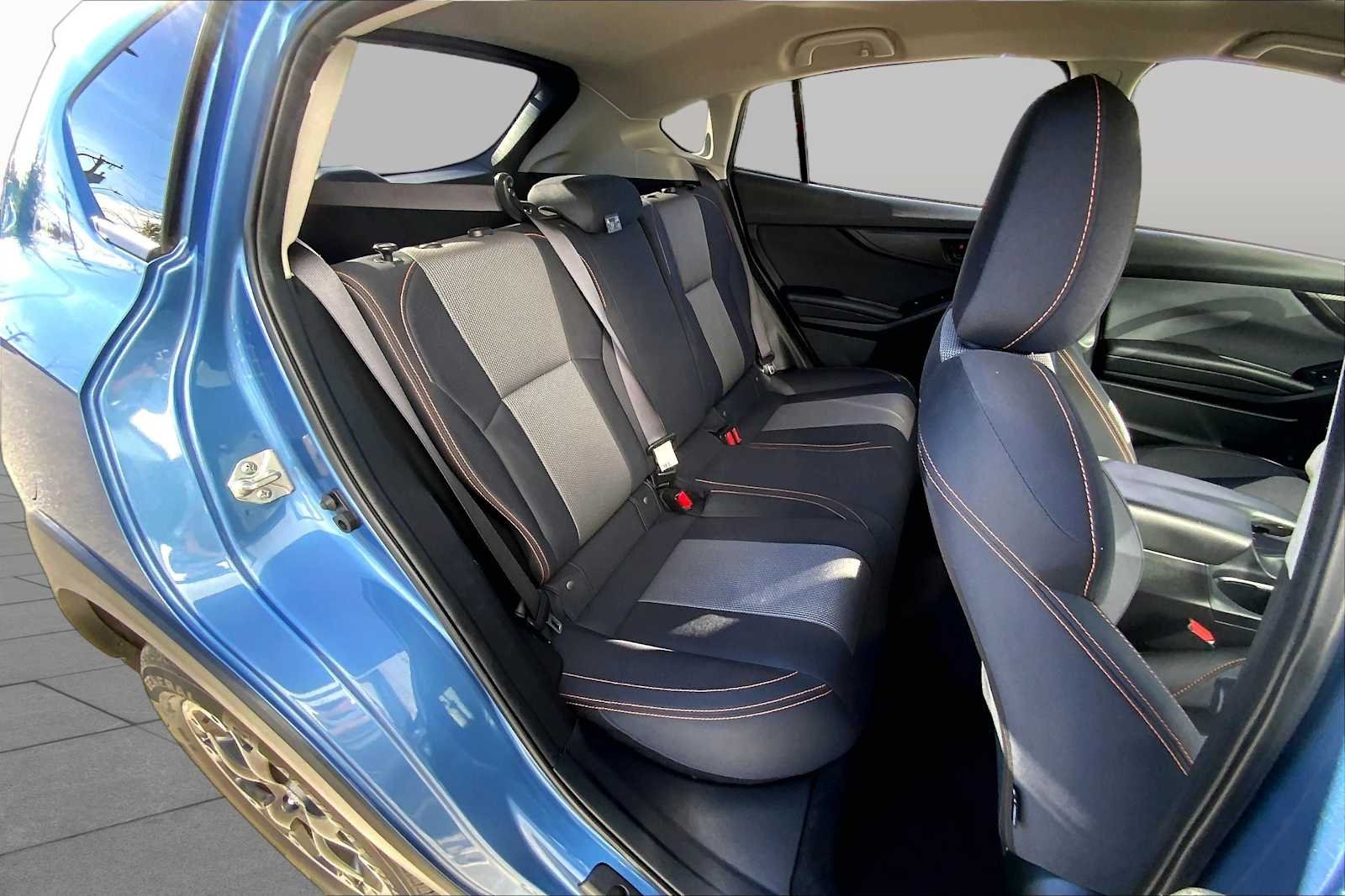 Used 2021 Horizon Blue Pearl Subaru Premium image 17