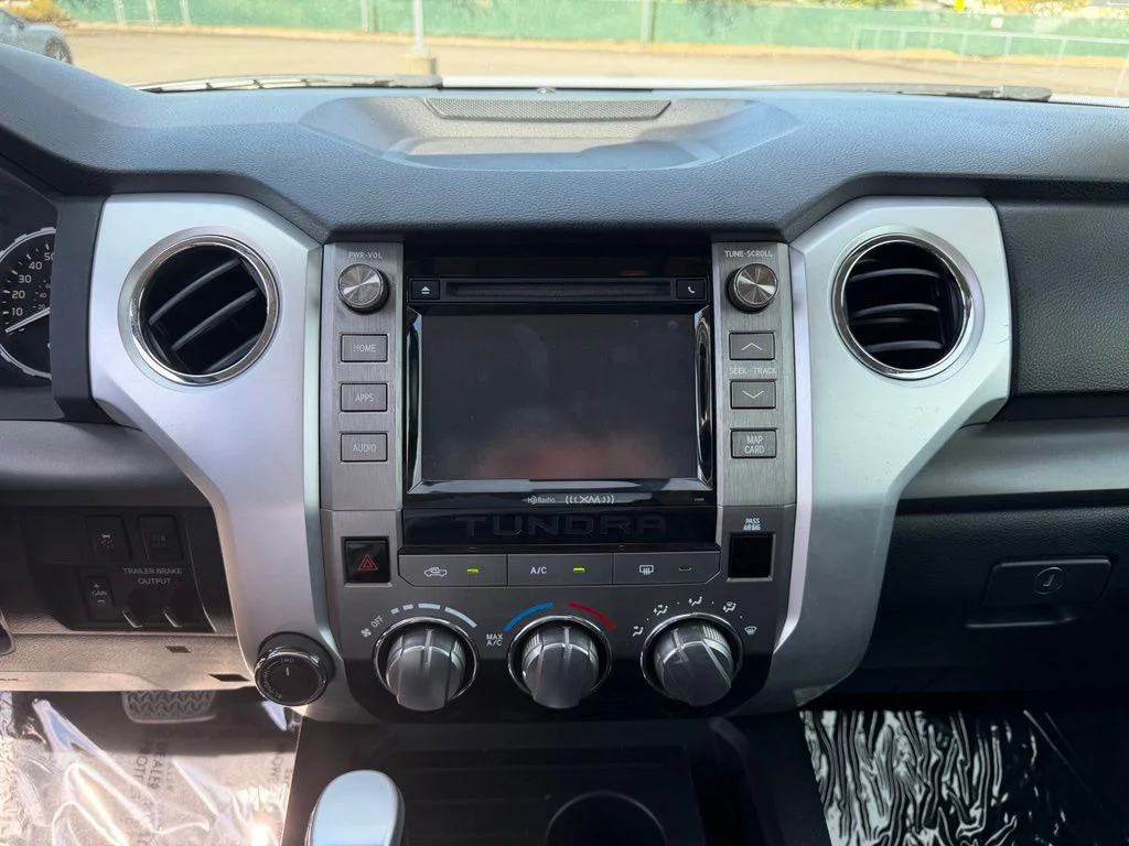 Used 2019 Silver Sky Metallic Toyota SR5 image 20