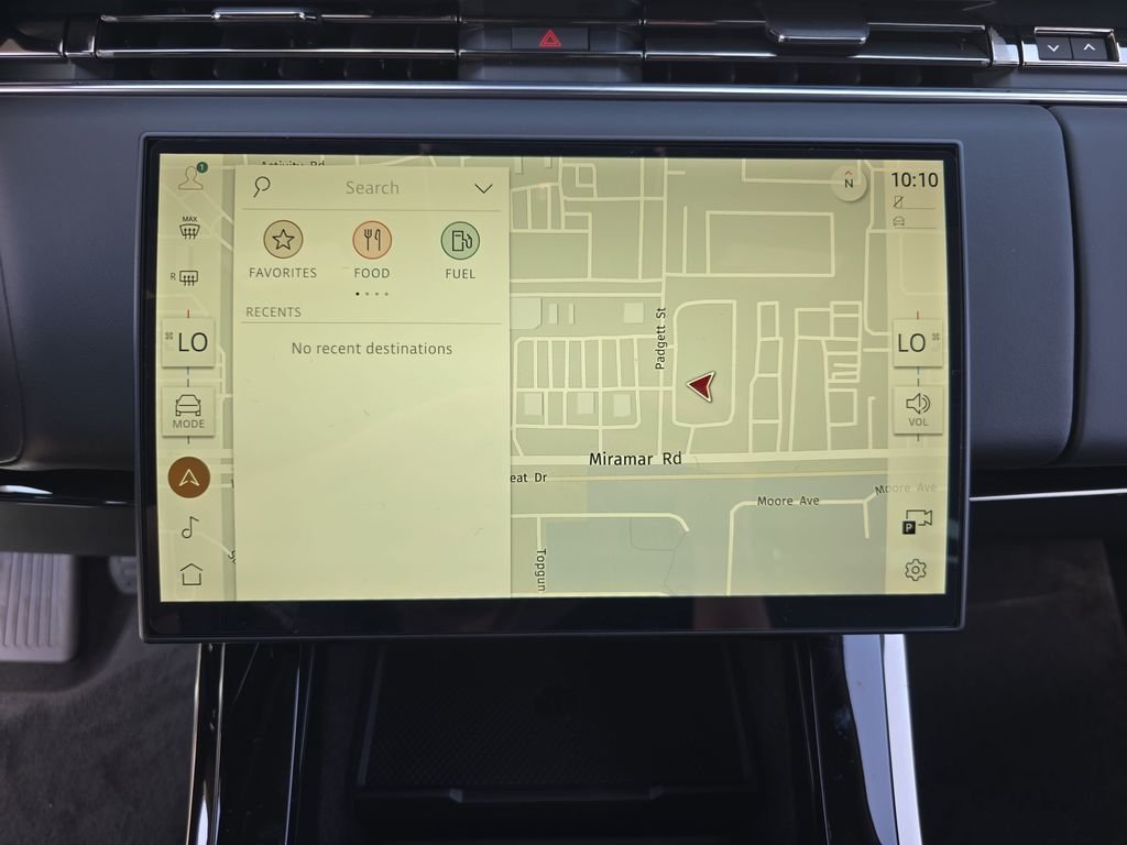 New 2026 Santorini Black Land Rover SE image 23