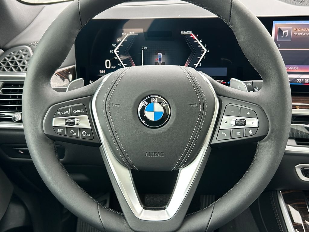 New 2026 Skyscraper Grey Metallic BMW xDrive40i image 18