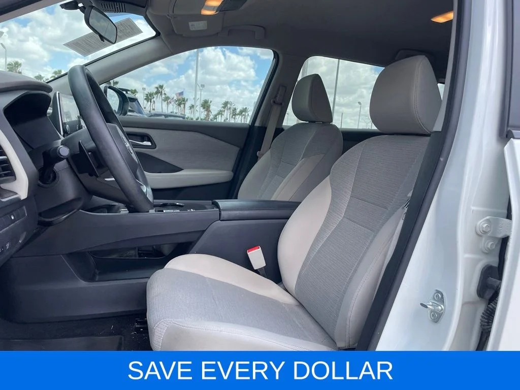 Used 2023 White Nissan SV image 10