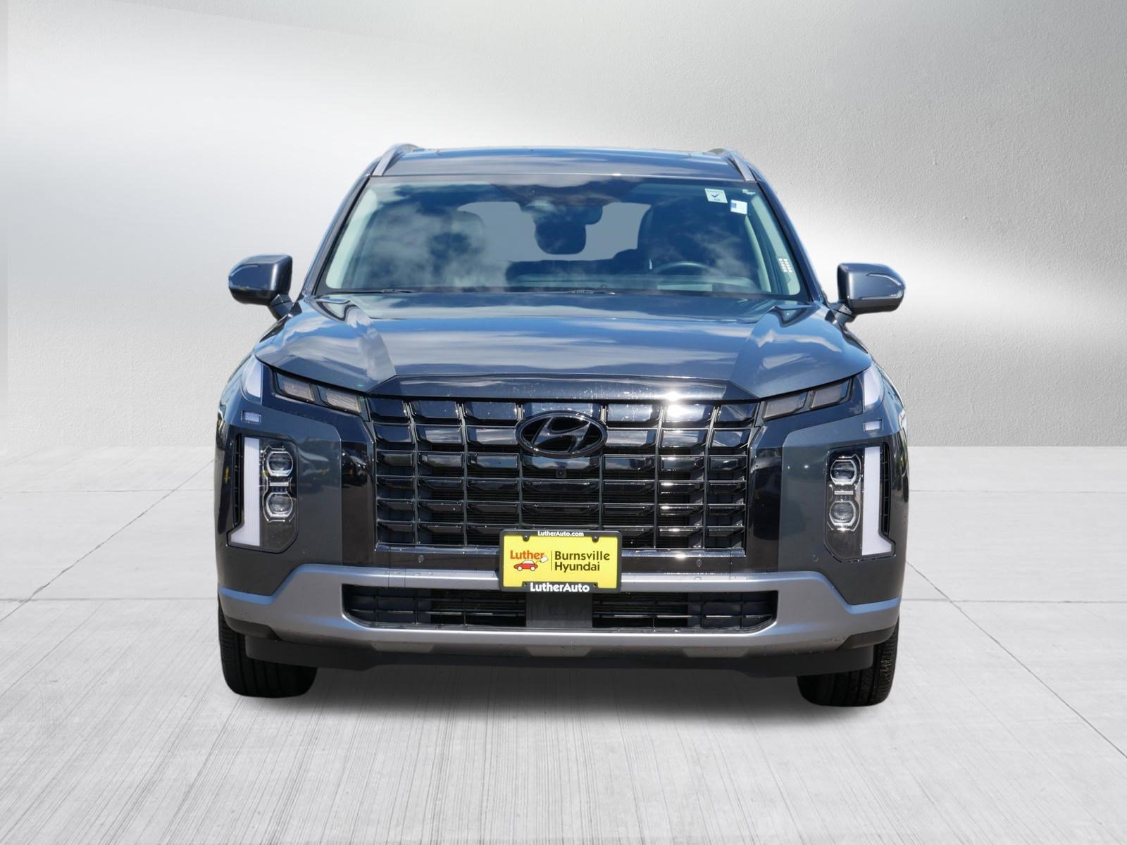 Certified Used 2023 Steel Graphite Hyundai Limited image 2