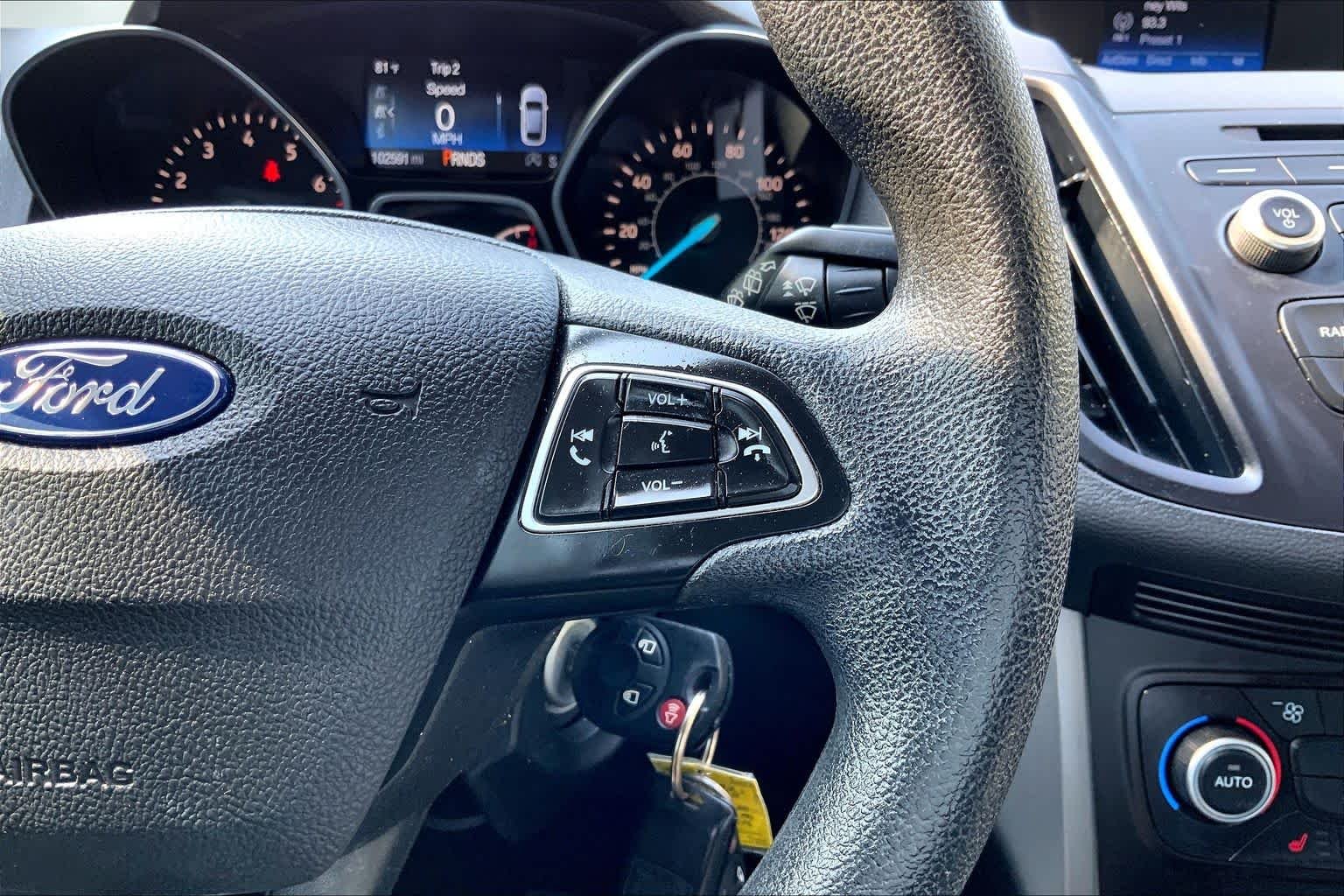 Used 2018 Shadow Black Ford SE image 25
