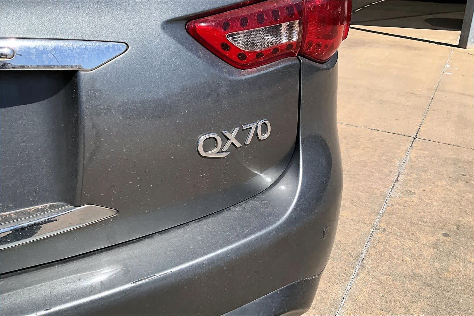 Used 2014 Graphite Shadow INFINITI  image 29