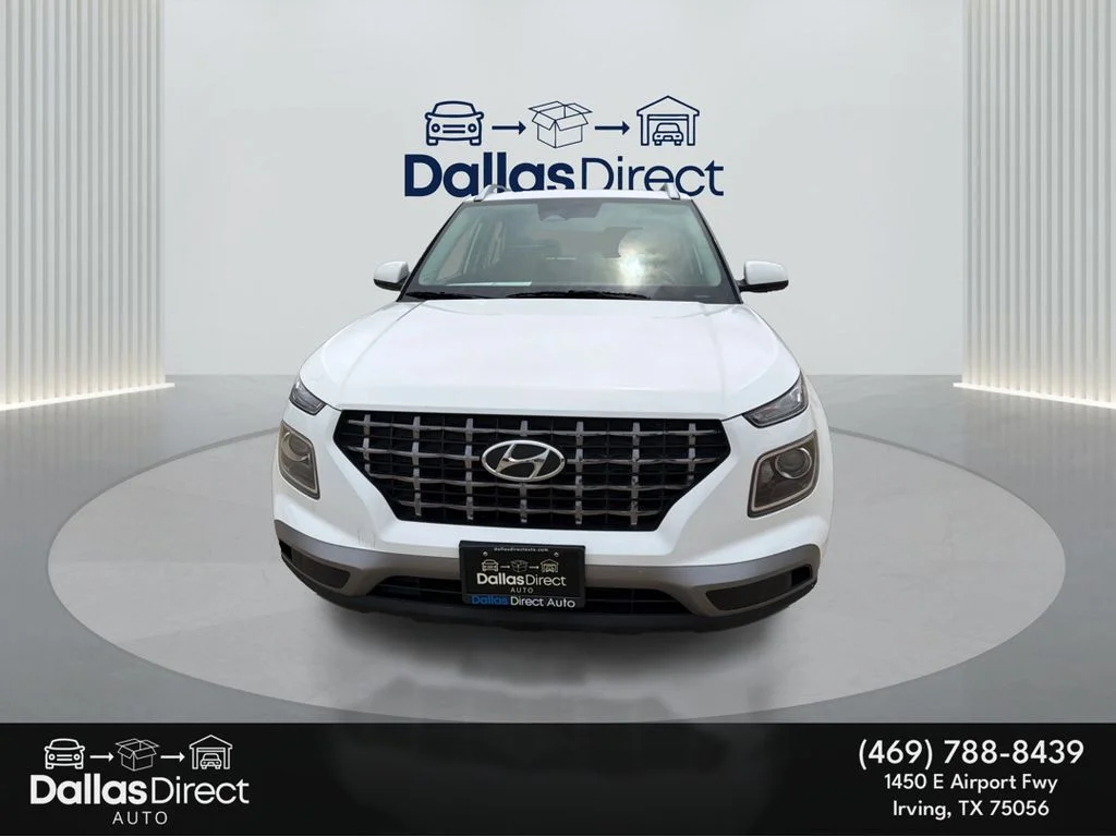 Used 2024 Lunar White Hyundai SEL image 3