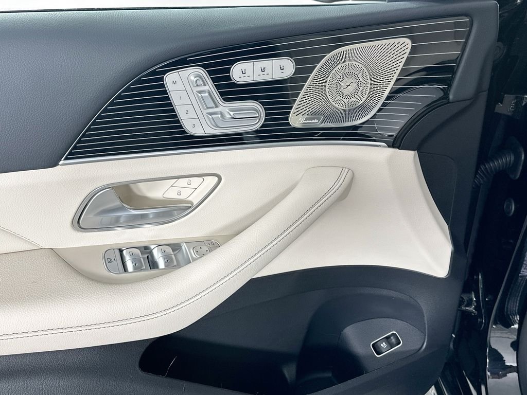 New 2026 Obsidian Black Metallic Mercedes-Benz GLE 350 image 18