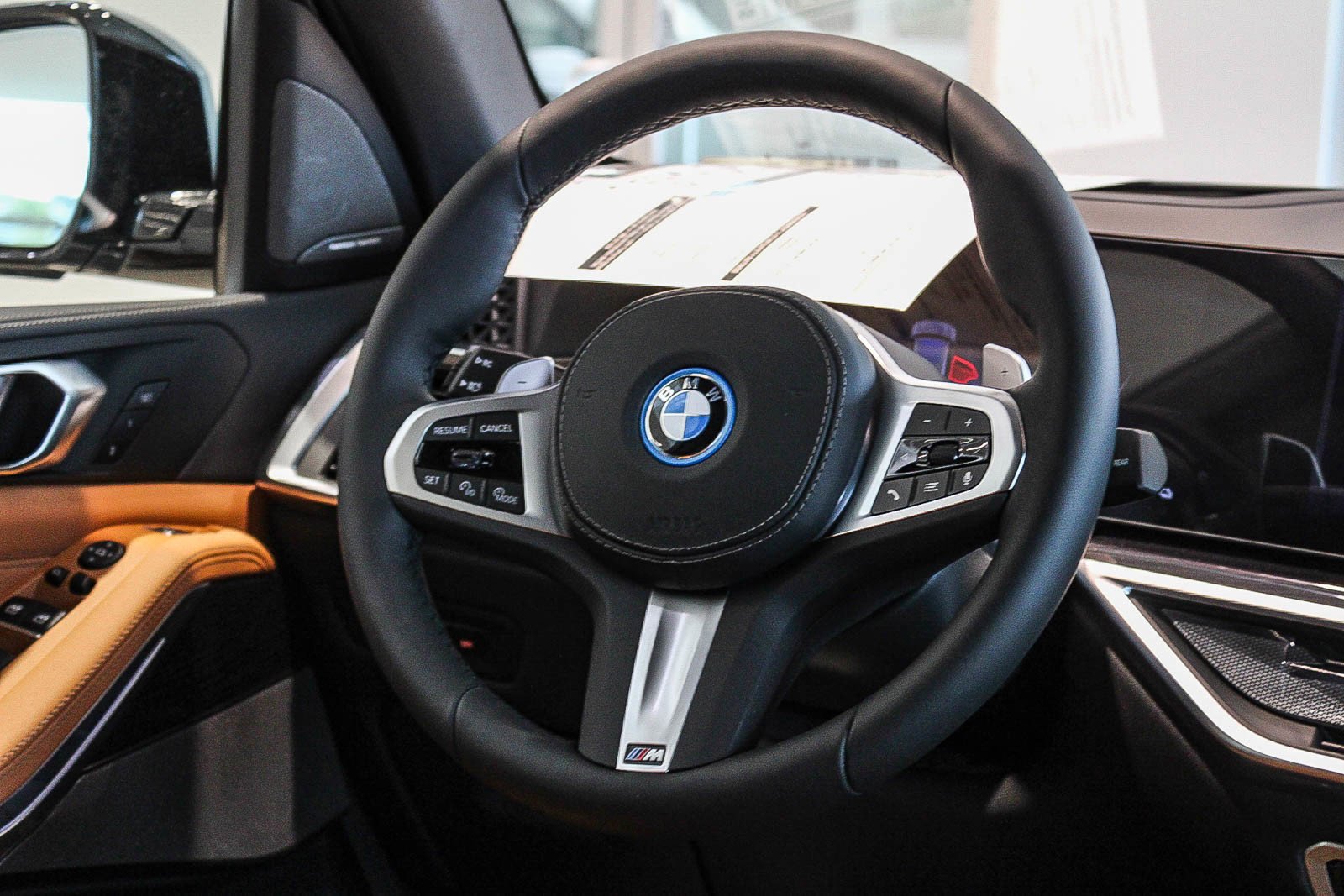 New 2026 Frozen Pure Grey Metallic BMW xDrive50e image 13