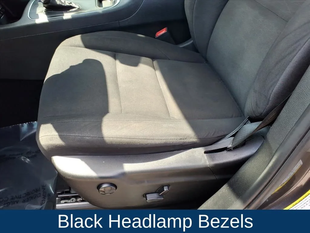 Used 2019  Dodge SXT Plus image 18