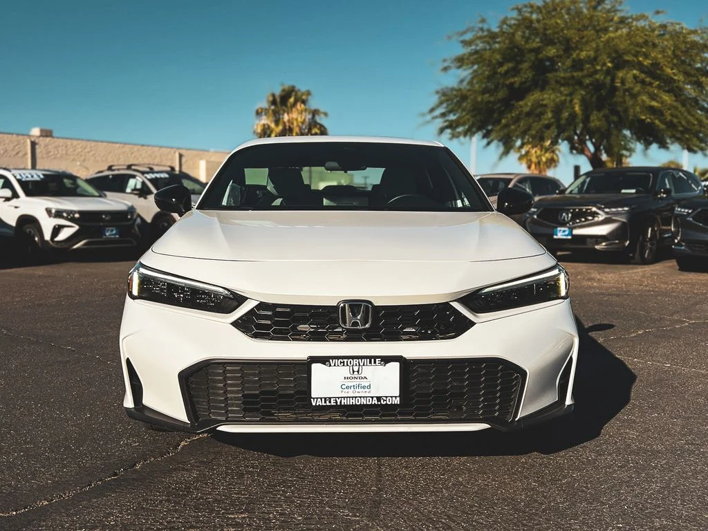 Certified Used 2025 White Honda  image 3