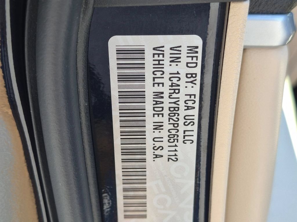 Used 2023 Black Jeep 4xe image 34