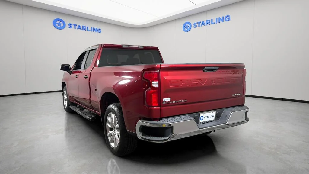 Used 2019 CAJUN RED TINTCOAT Chevrolet Custom image 7