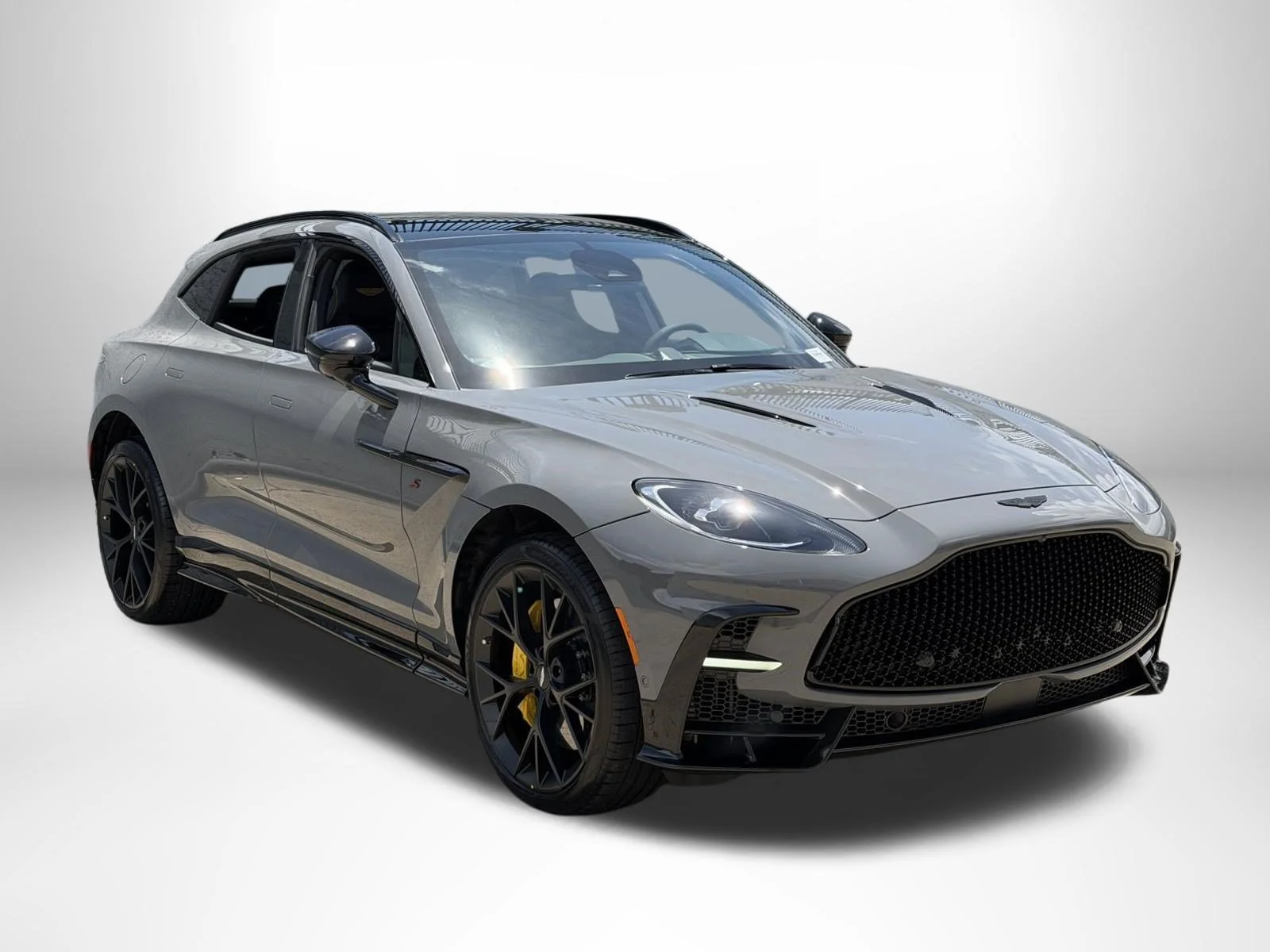 New 2026 China Grey Aston Martin S image 1