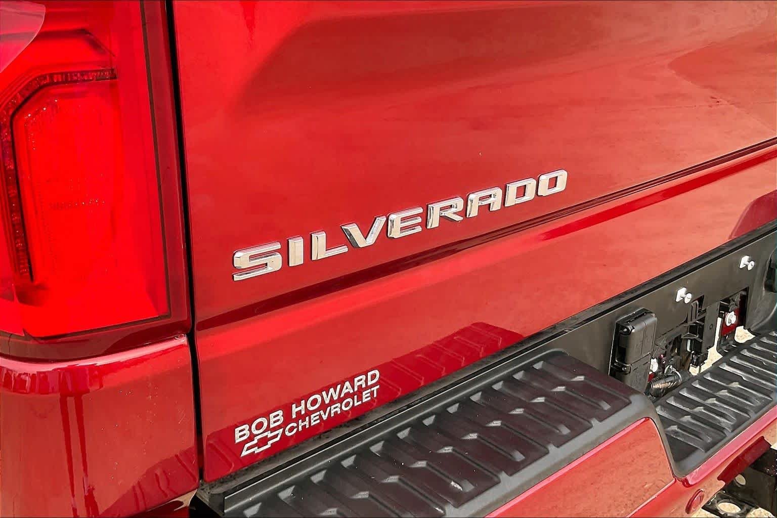 Used 2026 Radiant Red Tintcoat Chevrolet High Country image 28