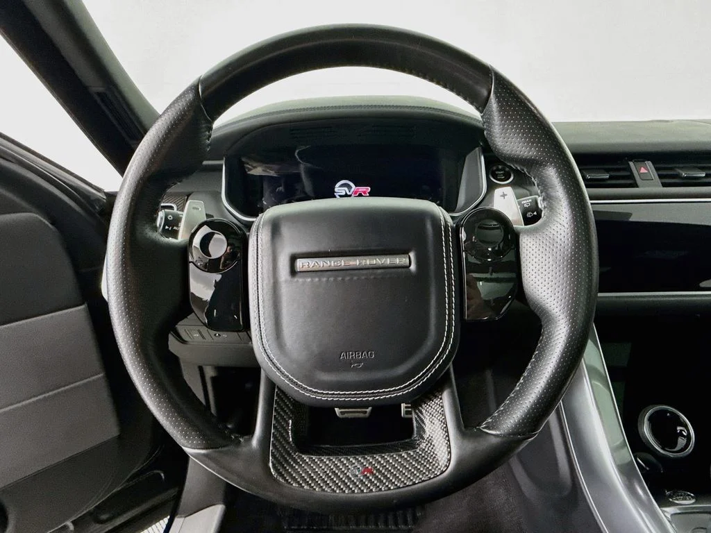 Used 2021  Land Rover SVR image 12