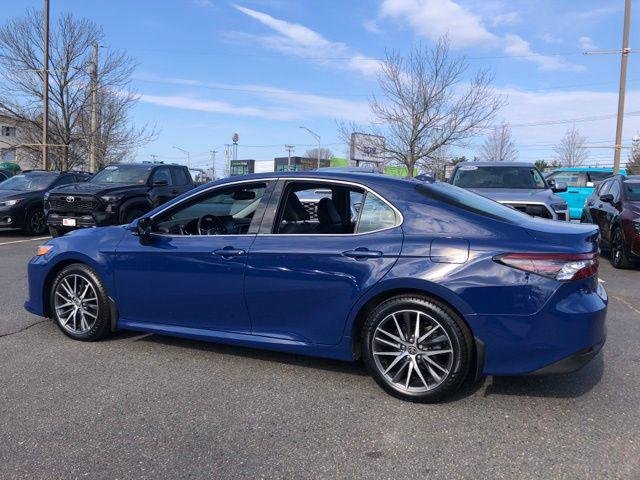 Certified Used 2023 RESERVOIR BLUE Toyota  image 5