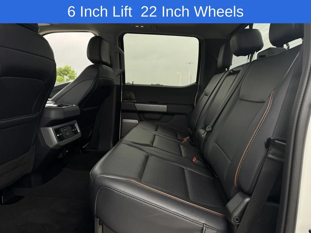 Used 2025 White Ford Lariat image 31