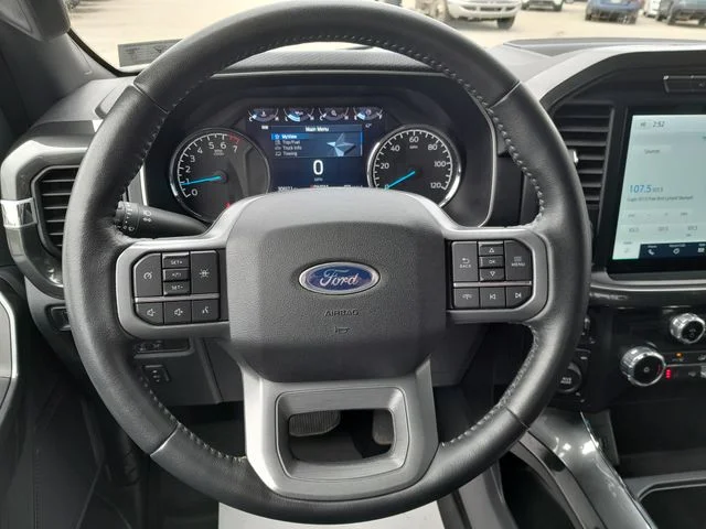 Used 2022 Blue Metallic Ford XLT image 13