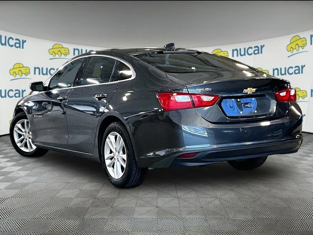 Used 2018 Gray Chevrolet LT image 4