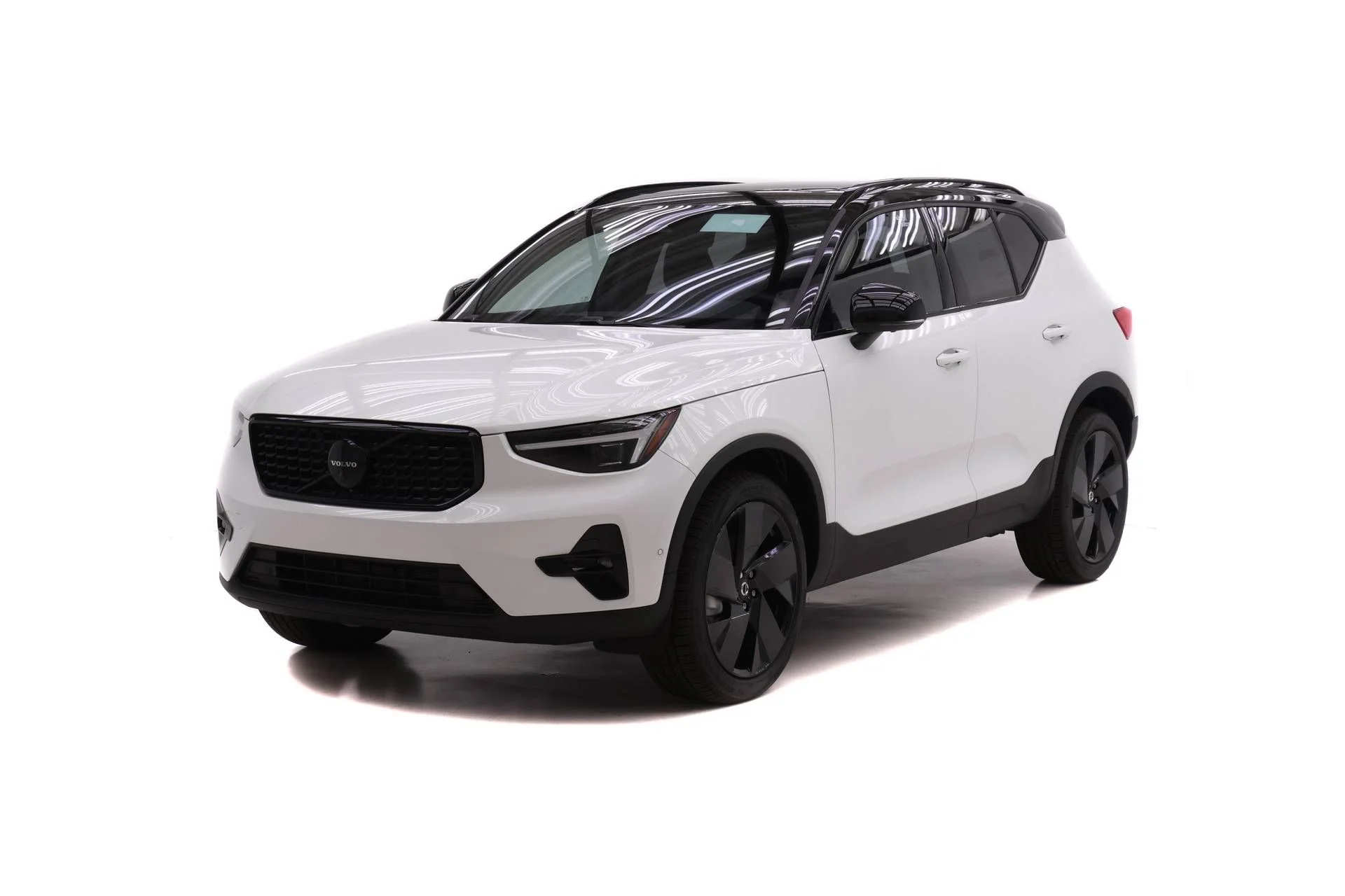 2026 Volvo XC40