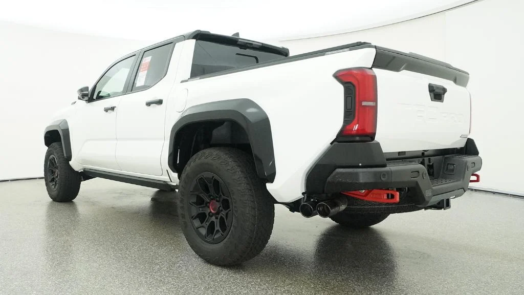 2026 Toyota Tacoma TRD Pro - Photo 22