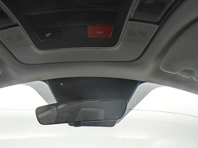 New 2026 White Hyundai SE AWD image 41