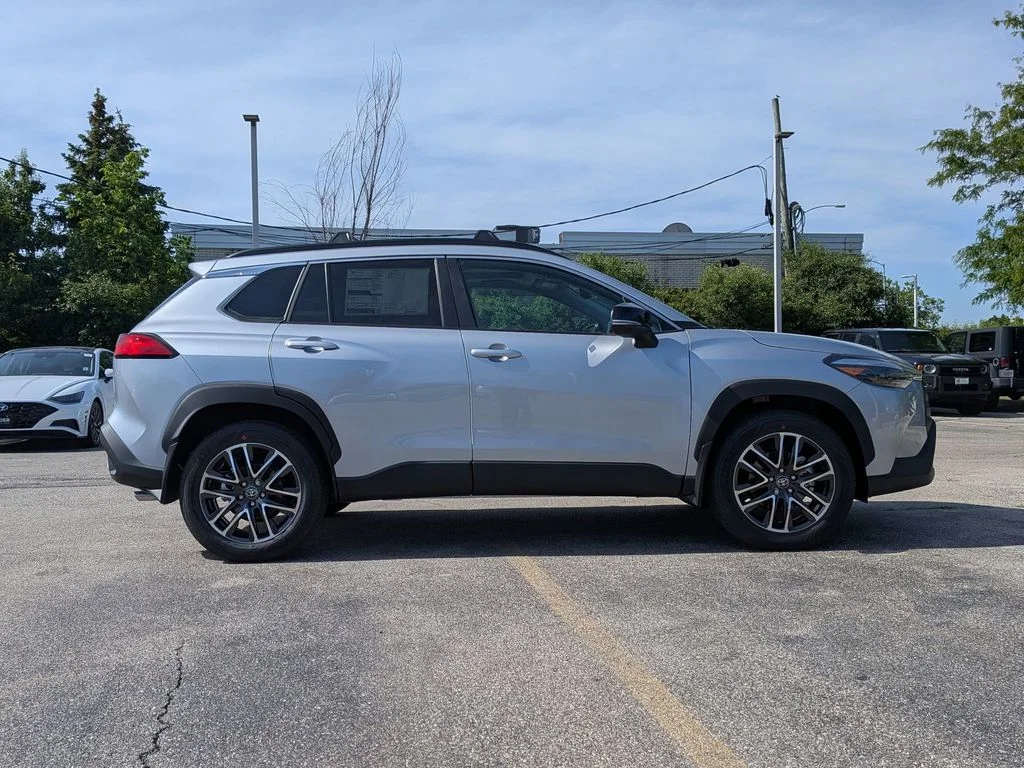 New 2026 Sonic Silver Toyota XLE image 8