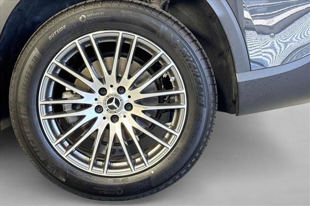 New 2026 Graphite Grey Metallic Mercedes-Benz GLC 300 image 59