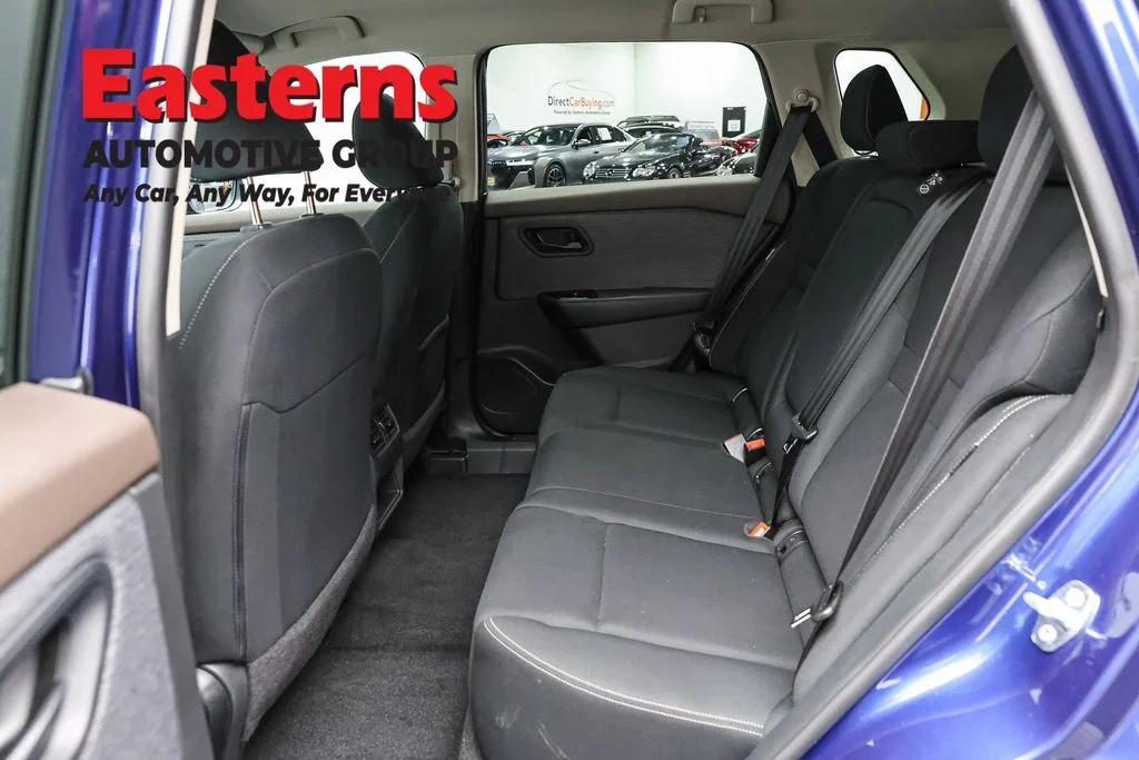 Used 2023 Blue Nissan S image 22